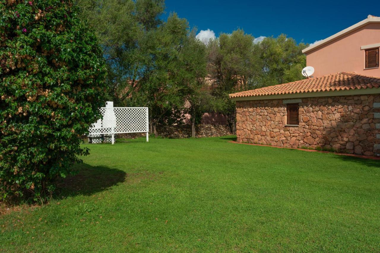 Residenze Gallura San Teodoro  Buitenkant foto
