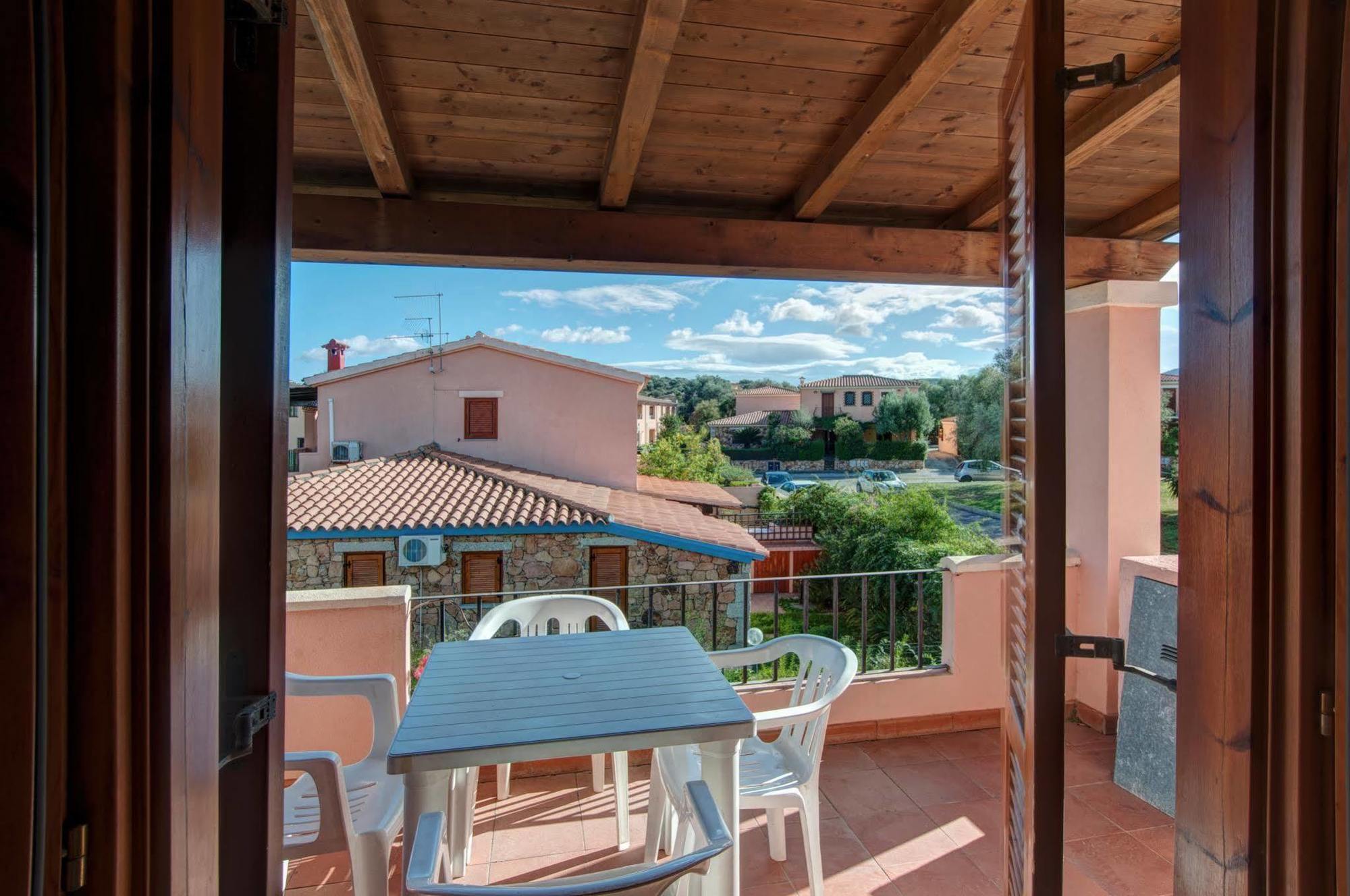 Residenze Gallura San Teodoro  Buitenkant foto